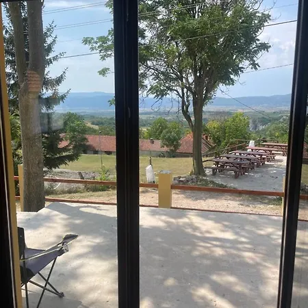 House Latin Grad * Vrmdza