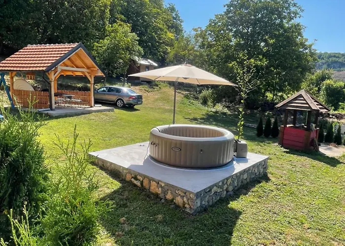 House Latin Grad * Vrmdza